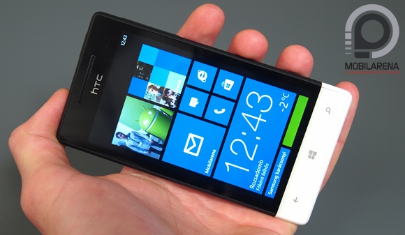 Windows Phone 8S by HTC