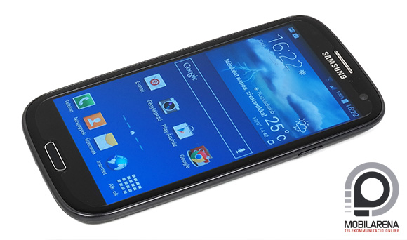 Az előd formatervét örökölte a Samsung Galaxy S3 Neo