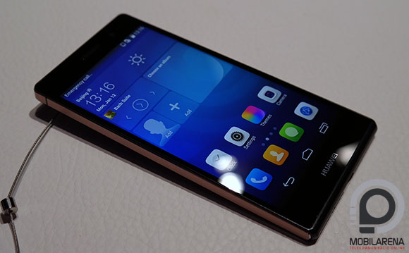 Huawei Ascend P7 Sapphire elölről