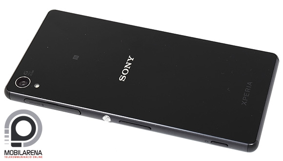 Továbbra is üveg a Sony Xperia Z3 hátlapja