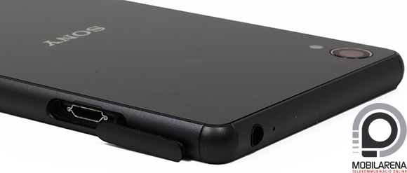 Apró fülek védik a Sony Xperia Z3 portjait a portól és a víztől