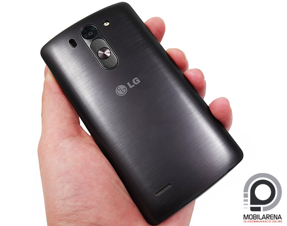 Az LG G3 S a G3 hátlapját is megörökölte