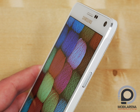 A fém oldalkeret minőségi előrelépés a Samsung Galaxy Note 4 javára 