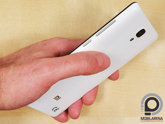 A Redmi Note 4G műanyag borítása megmaradt
