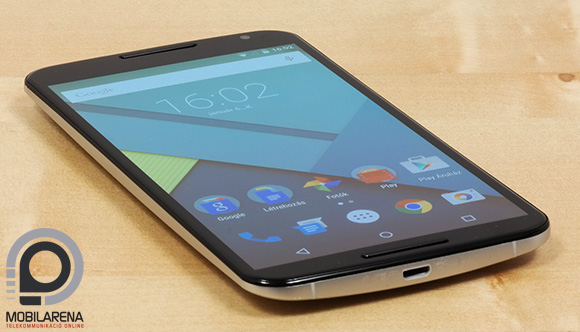 A Google Nexus 6 fogása kényelmes, az asztalon viszont billeg