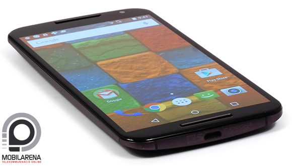A Motorola Moto X 2014 komfortos és könnyen kezelhető 