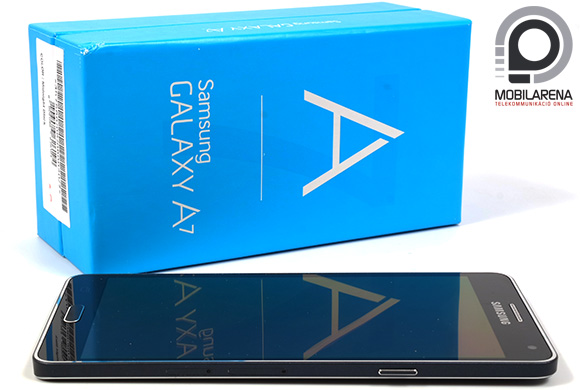 A Samsung Galaxy A7 doboza immáron kék