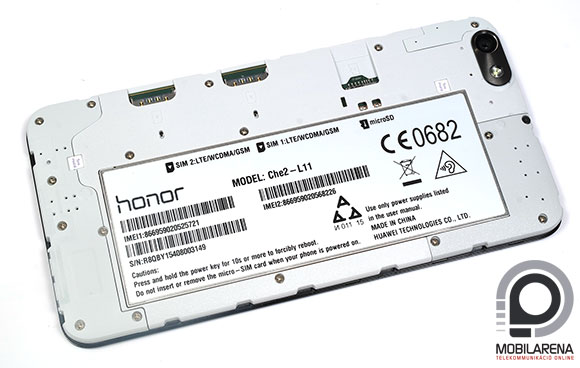 Honor 4X akkumulátor és SIM foglalatok