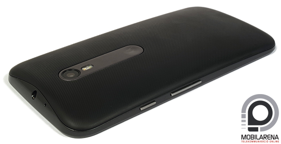 Motorola Moto G (2015) oldalról