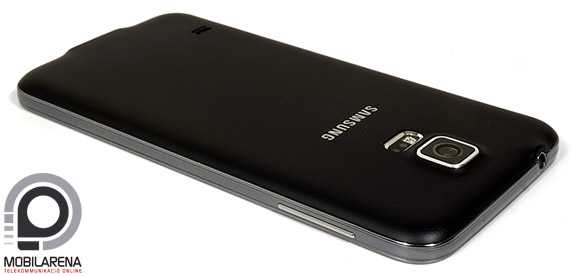 Samsung Galaxy S5 Neo oldalról